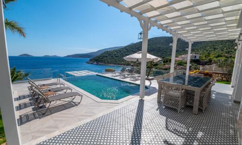Villa Elana 1 — 3