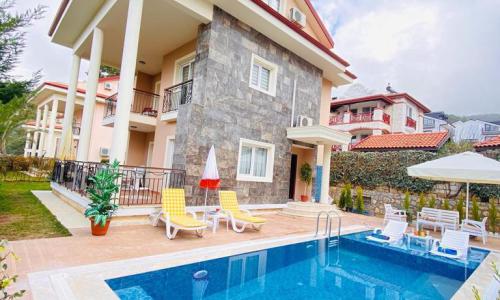 Villa Elisa — 1