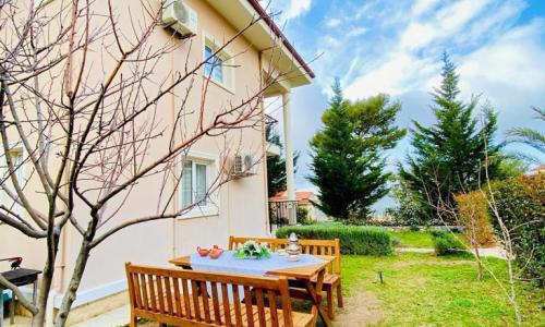 Villa Elisa — 3
