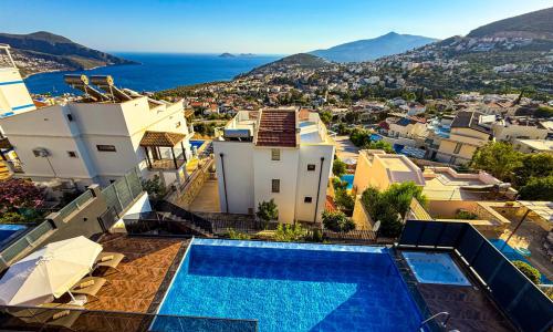 Villa Elmas — 12