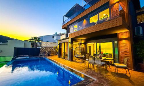 Villa Elmas — 1