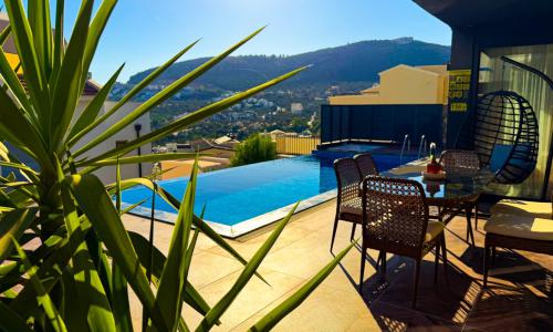 Villa Elmas — 2