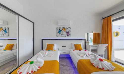 Villa Elsara — 54