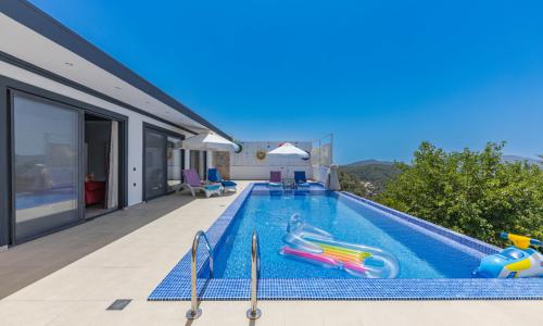 Villa Elsara — 13