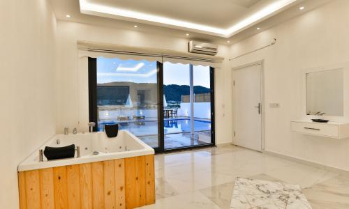 Villa Emir Kalkan — 12