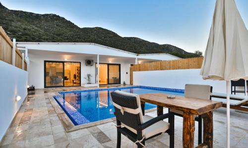 Villa Emir Kalkan — 17