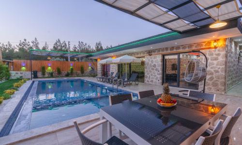 Villa Enes Wiev 2 — 4
