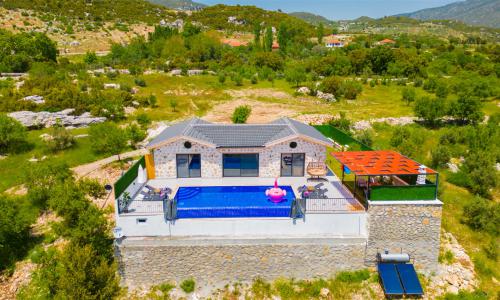 Villa Estrella — 52
