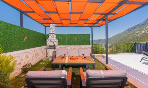 Villa Estrella — 16