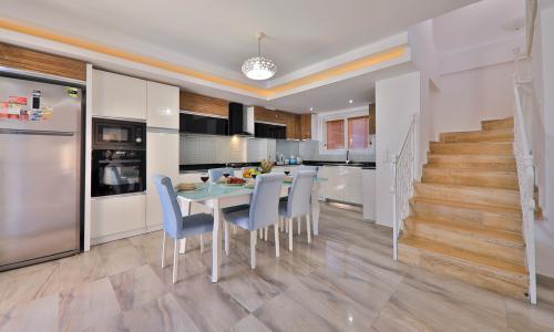 Villa Bitcoin — 30