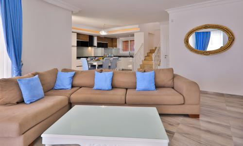 Villa Bitcoin — 33