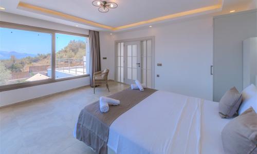 Villa Eterna — 44