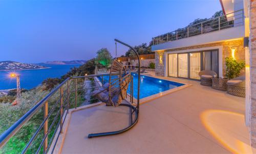 Villa Eterna — 18