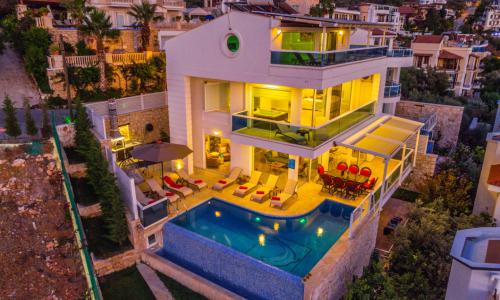 Villa Everes — 16