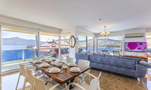 Villa Everes — 36