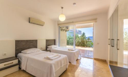 Villa Everes — 43