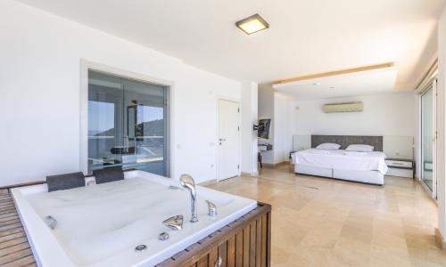 Villa Everes — 59
