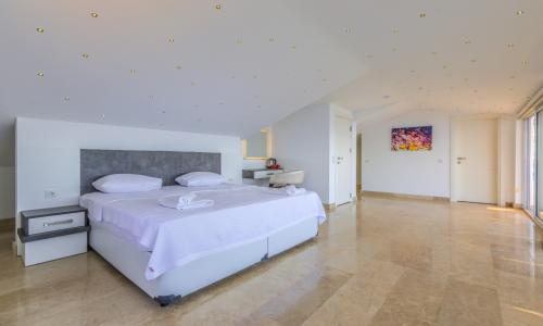 Villa Everes — 65