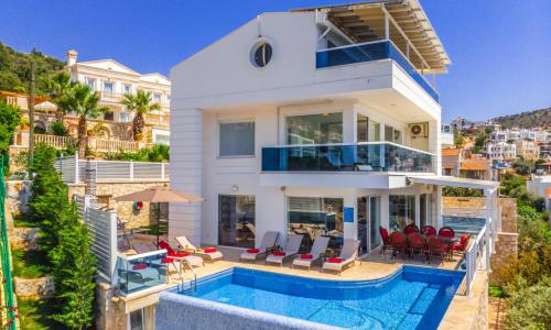 Villa Everes — 99