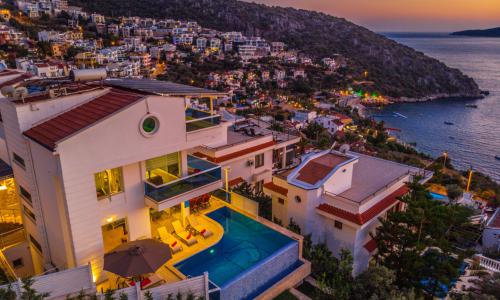 Villa Everes — 104