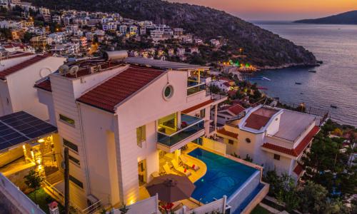 Villa Everes — 105