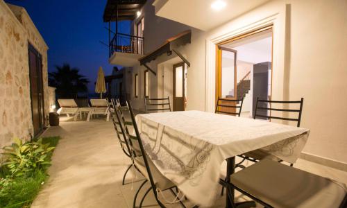Villa Falcon 3 Bdr — 13