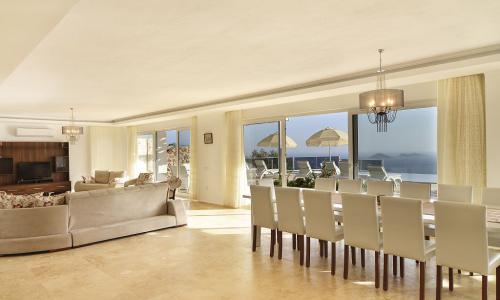 Villa Falcon Exclusive — 13