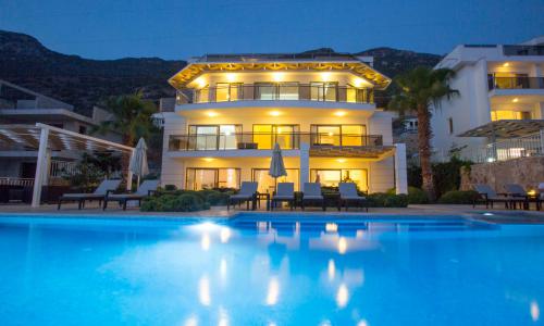 Villa Falcon Lodge — 3