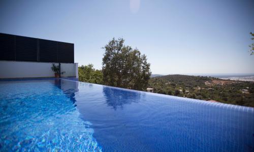 Villa Fantastik — 15