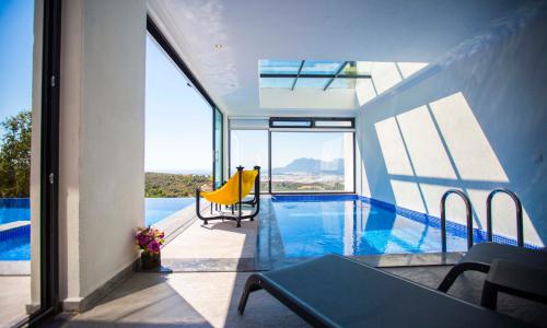 Villa Fantastik — 46