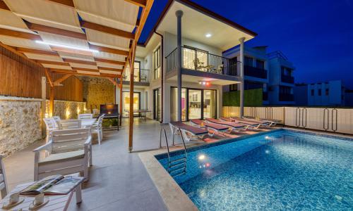 Villa Fiesta 2
