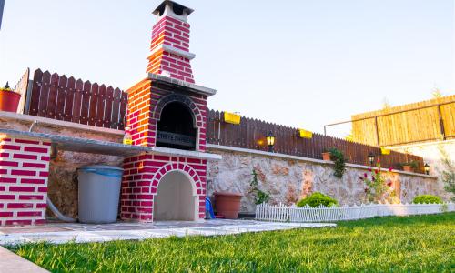 Villa Fiesta — 25