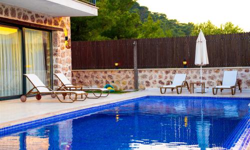 Villa Fiesta — 48