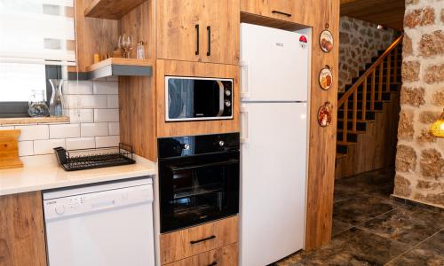 Villa Fiesta — 98