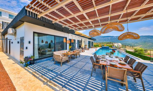 Villa Free — 5