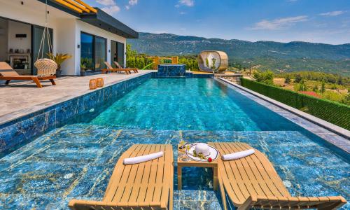 Villa Free — 4
