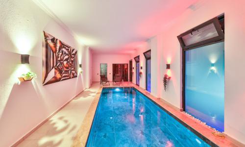 Villa Free — 72