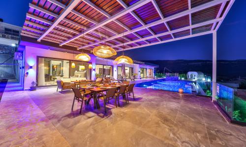 Villa Free — 36