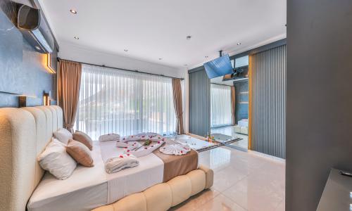 Villa Free — 102