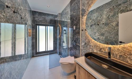 Villa Free — 112