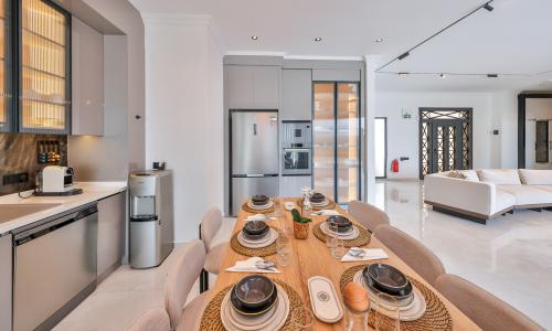 Villa Free — 126