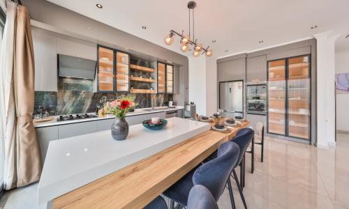 Villa Free — 133