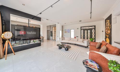 Villa Free — 135