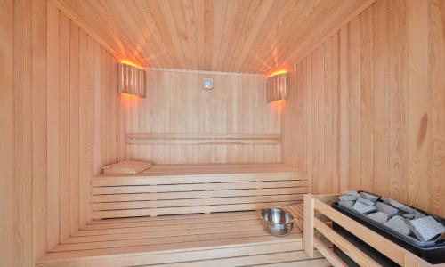 Villa Free — 140