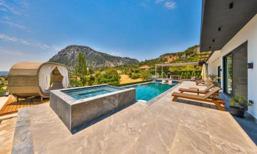 Villa Free — 13