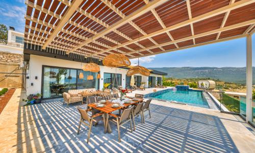 Villa Free — 15