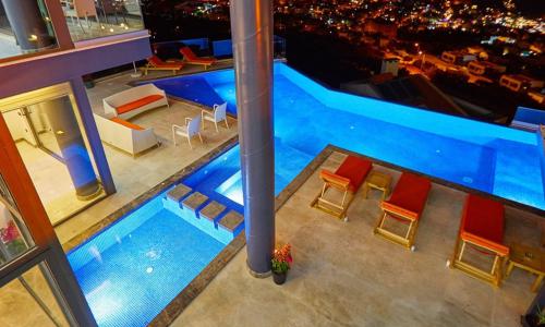 Villa Unlimited — 26