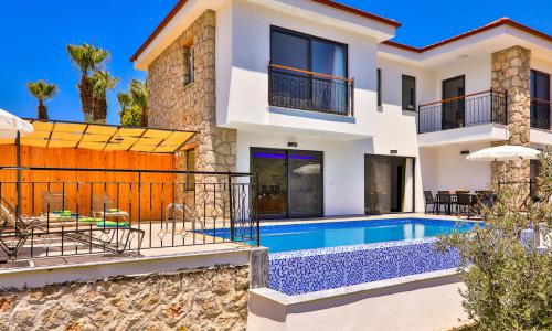Villa Delfin Green — 2