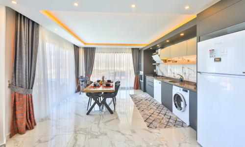Villa Glass House — 31