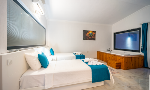Villa Glorya — 34